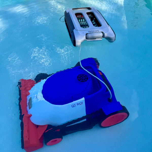 Robot GT BOI – Nettoyage fond, parois, ligne d’eau & surface